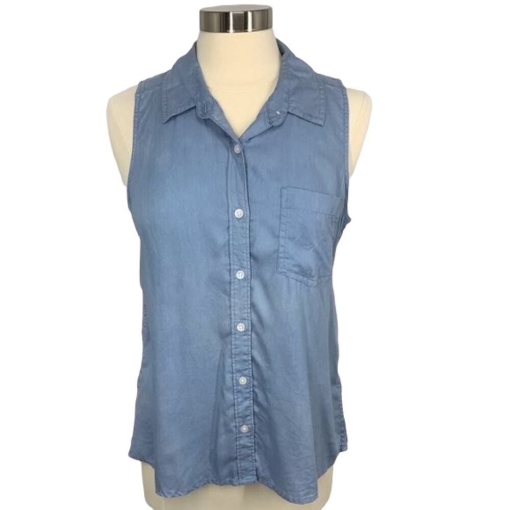 CROWN & IVY Elephant Sleeveless Button Up Denim Top  MD